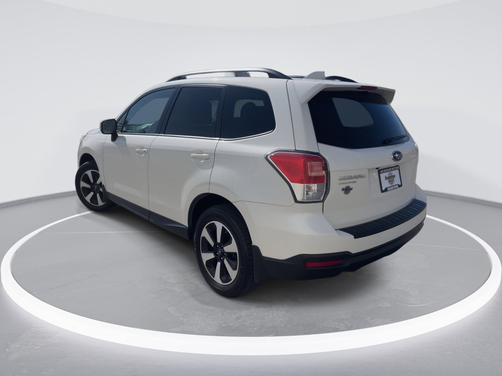 Used 2018 Subaru Forester 2.5i Premium w/ All-Weather Package AWD/4WD image 7