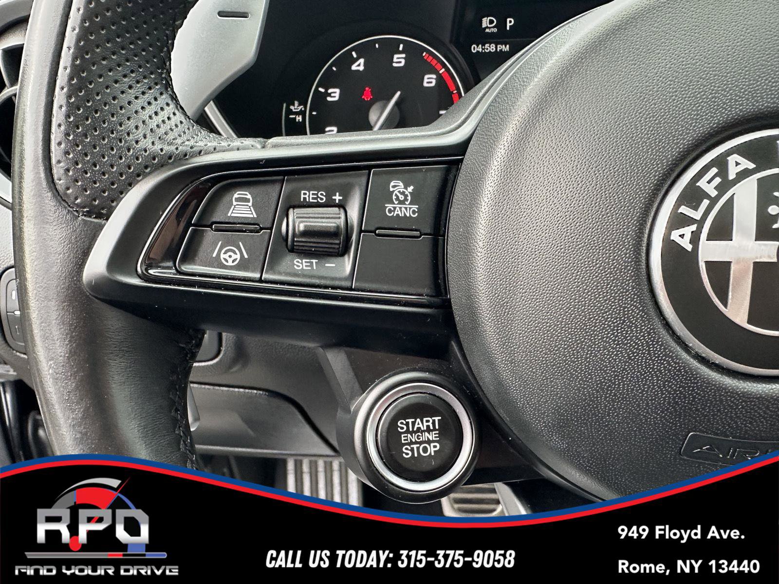 Used 2022 Alfa Romeo Giulia Veloce AWD/4WD image 17
