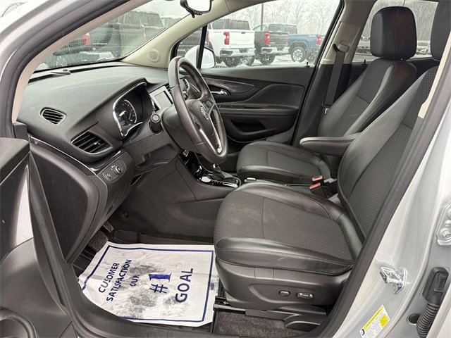 Used 2022 Buick Encore Preferred w/ Safety Package image 20