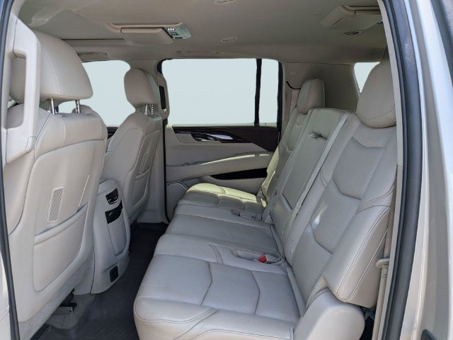 Used 2015 Cadillac Escalade ESV Premium AWD/4WD image 13