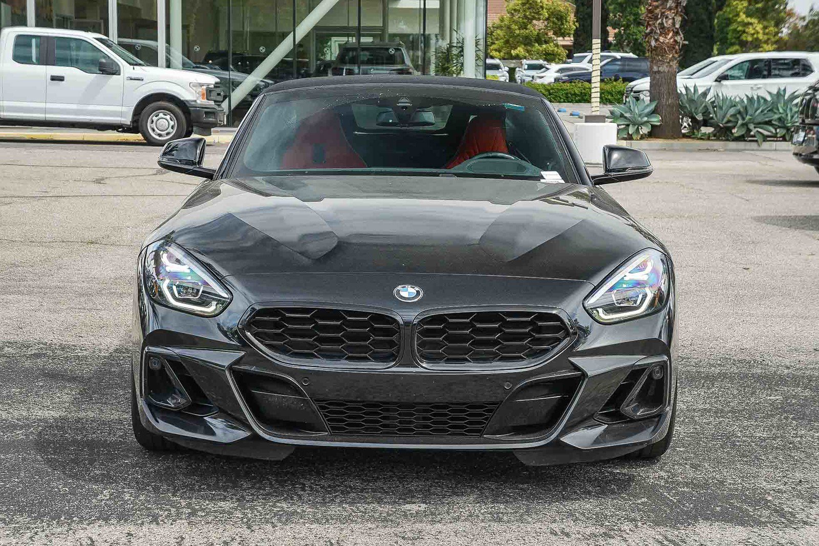 Certified 2023 BMW Z4 M40i w/ Premium Package RWD image 2