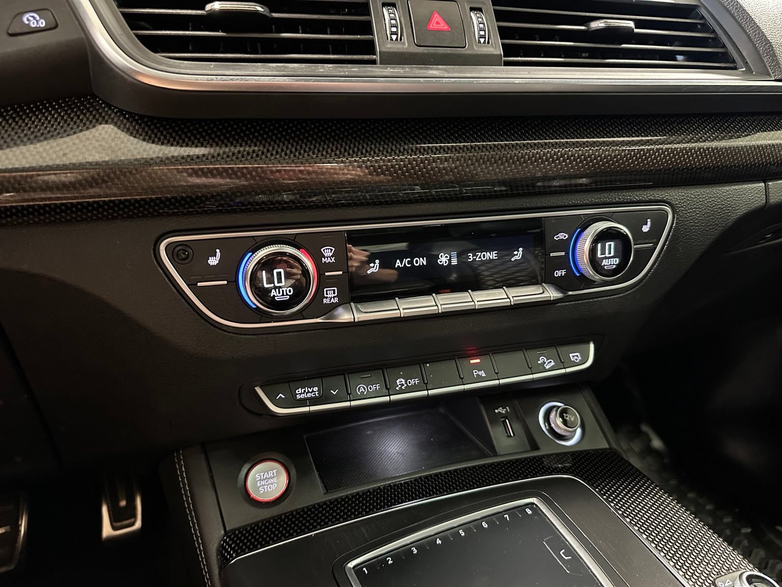 Used 2020 Audi SQ5 Premium Plus w/ Premium Plus Package AWD/4WD image 32