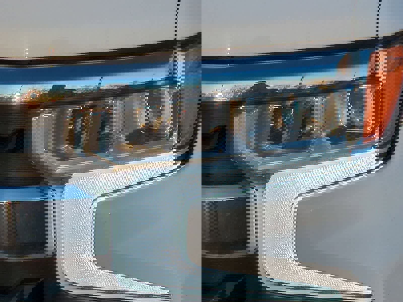 Used 2022 Chevrolet Silverado 1500 LT image 11