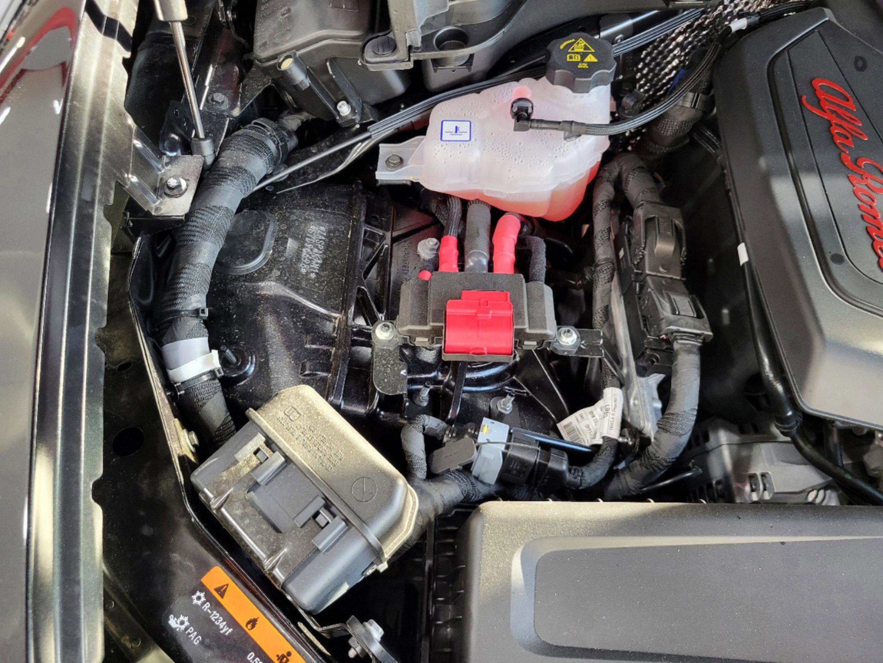 New 2025 Alfa Romeo Stelvio Sprint image 72