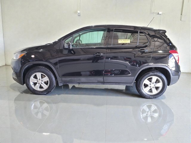 Used 2020 Chevrolet Trax LS w/ Tint and Cruise Package image 13