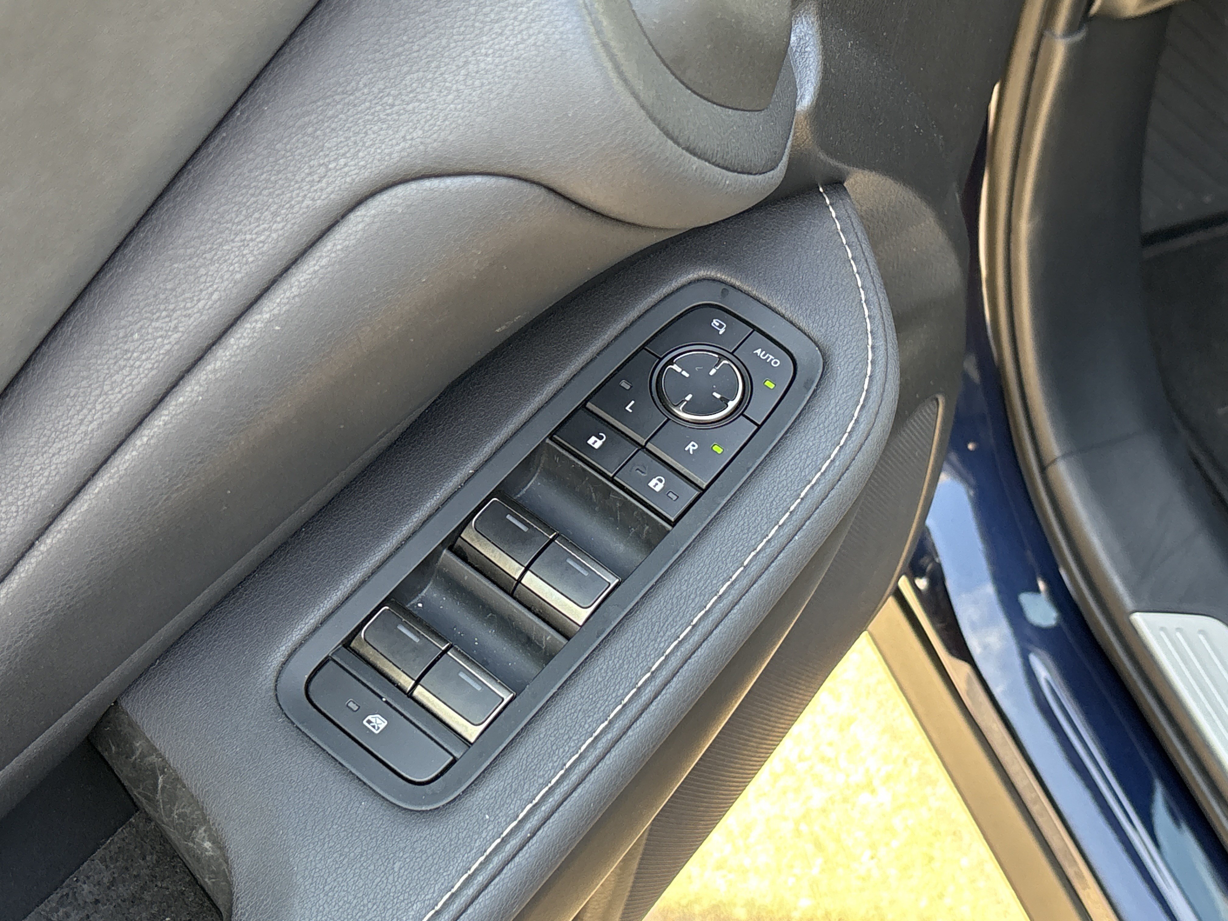Used 2025 Lexus TX 350 AWD w/ Technology Package image 15