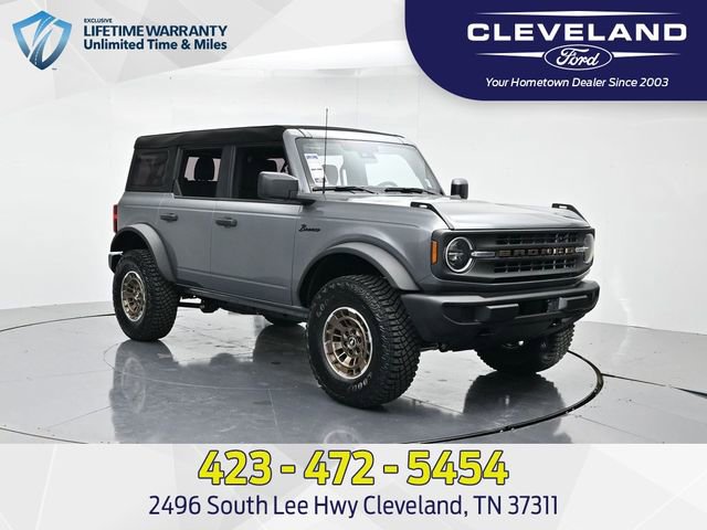 New 2025 Ford Bronco 4-Door image 1