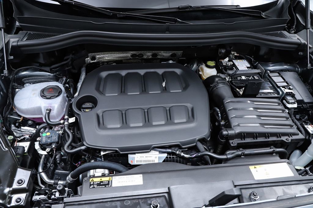 New 2026 Volkswagen Tiguan SE R-Line image 28