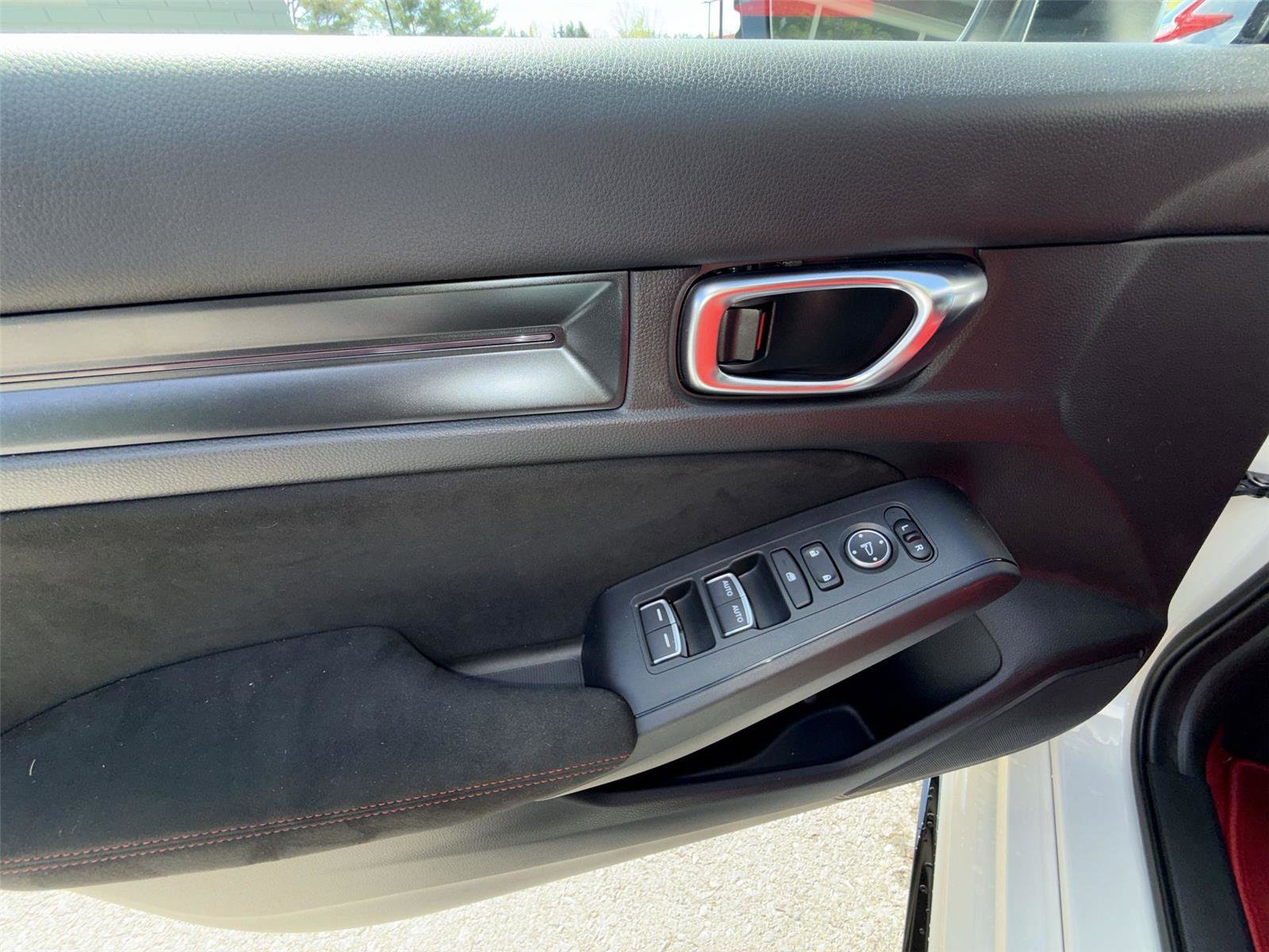 Used 2024 Honda Civic Type R image 15