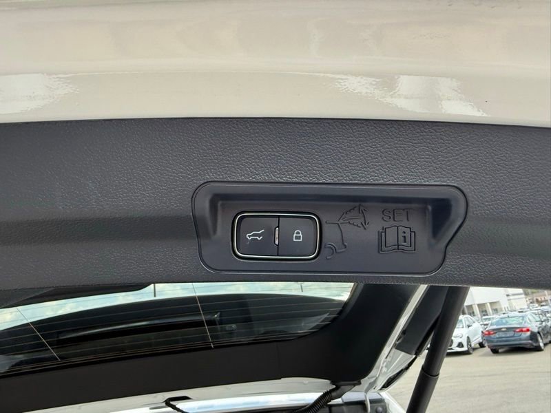 Used 2025 Ford Explorer ST w/ Sun And Sound Package AWD/4WD image 14