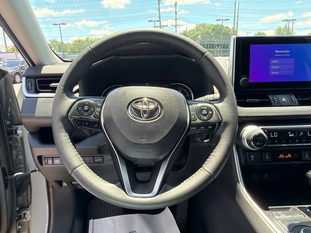 Used 2023 Toyota RAV4 XLE Premium AWD/4WD image 24