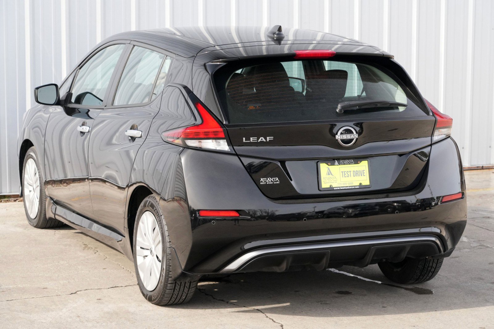 Used 2025 Nissan Leaf S image 43