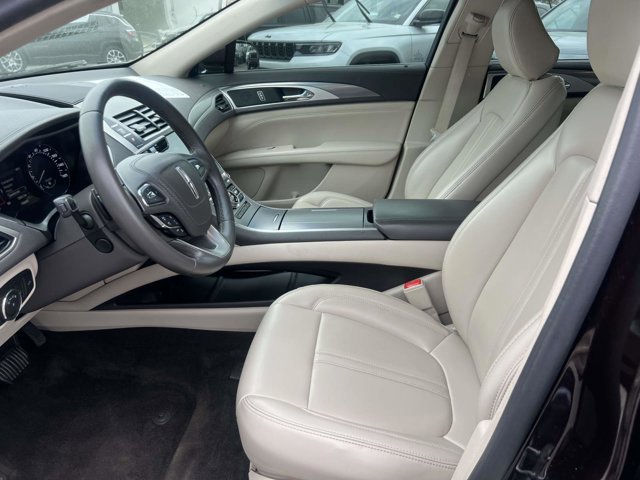 Used 2020 Lincoln MKZ w/ Convenience Package FWD image 14