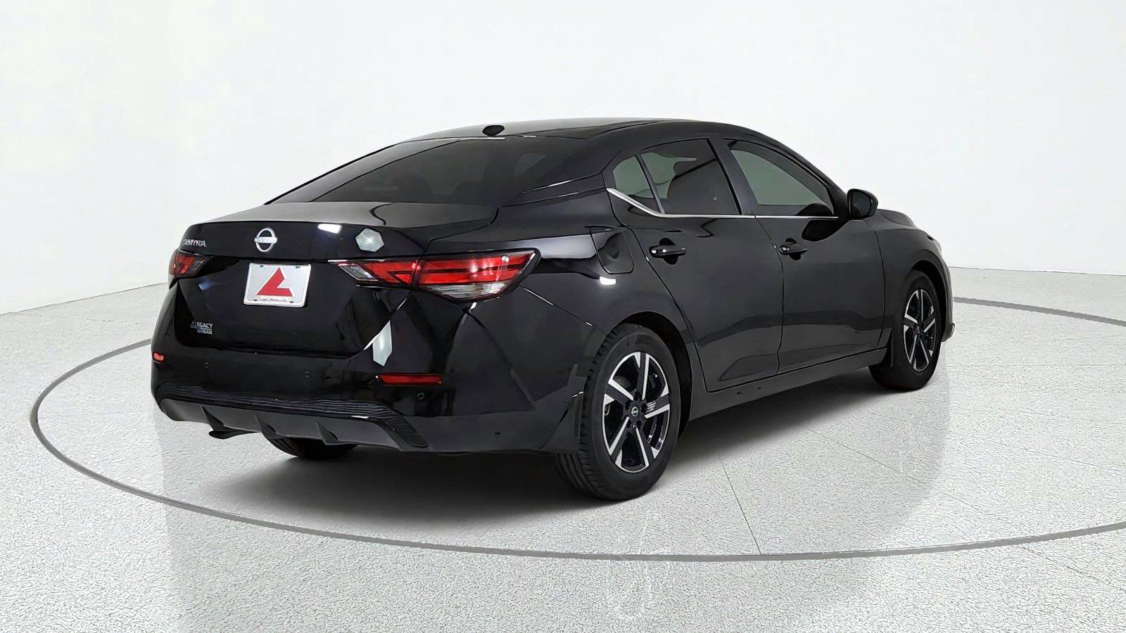 Used 2025 Nissan Sentra SV FWD image 6