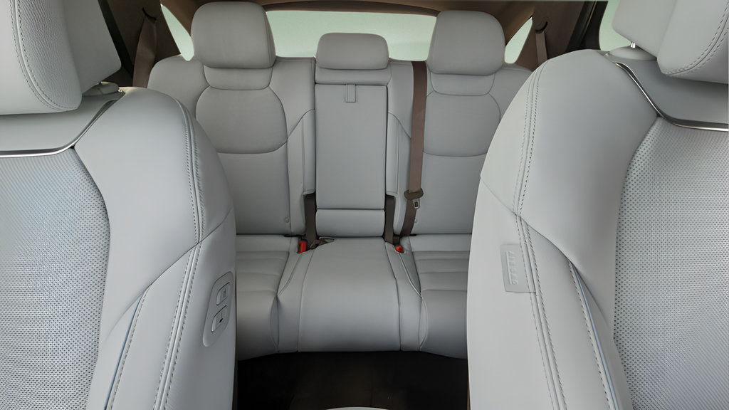 New 2026 Genesis GV70 2.5T Advanced AWD/4WD image 15