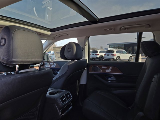 New 2026 Mercedes-Benz GLS 580 4MATIC image 30