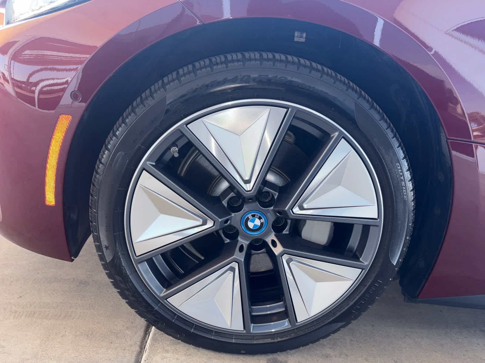 Used 2023 BMW i4 eDrive35 RWD image 19