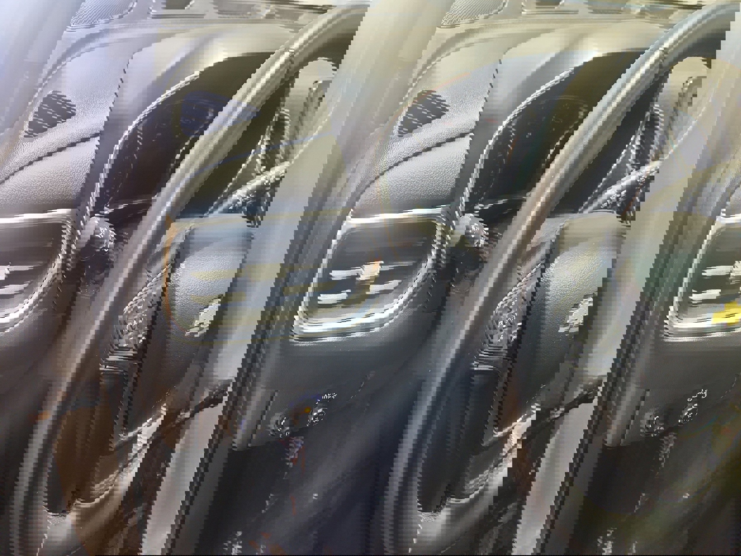 Used 2024 Chevrolet Equinox LT image 15