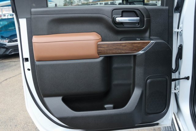 Used 2023 Chevrolet Silverado 2500 High Country w/ Z71 Off-Road Package image 16