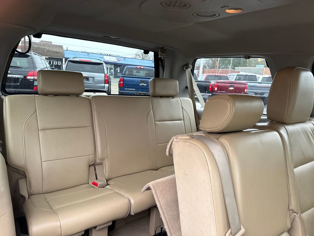 Used 2015 Nissan Armada Platinum image 19