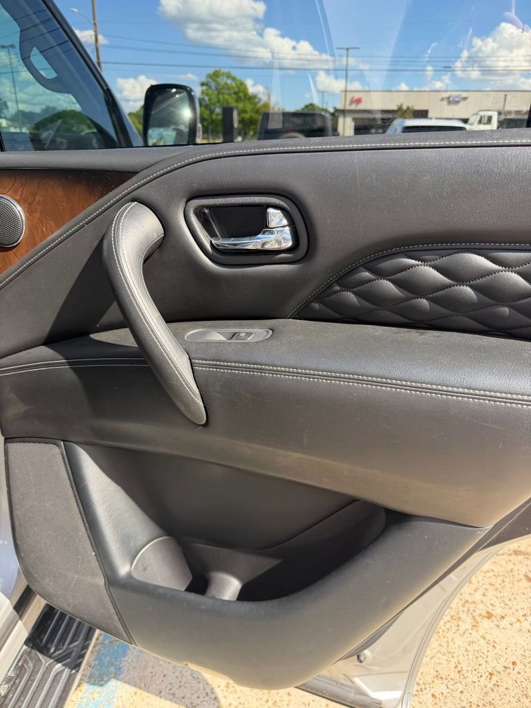 Used 2018 INFINITI QX80 2WD w/ Deluxe Technology Package image 30