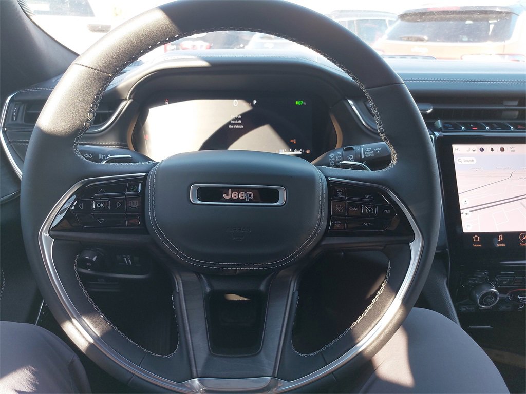 New 2024 Jeep Grand Cherokee Overland w/ Luxury Tech Group IV image 20