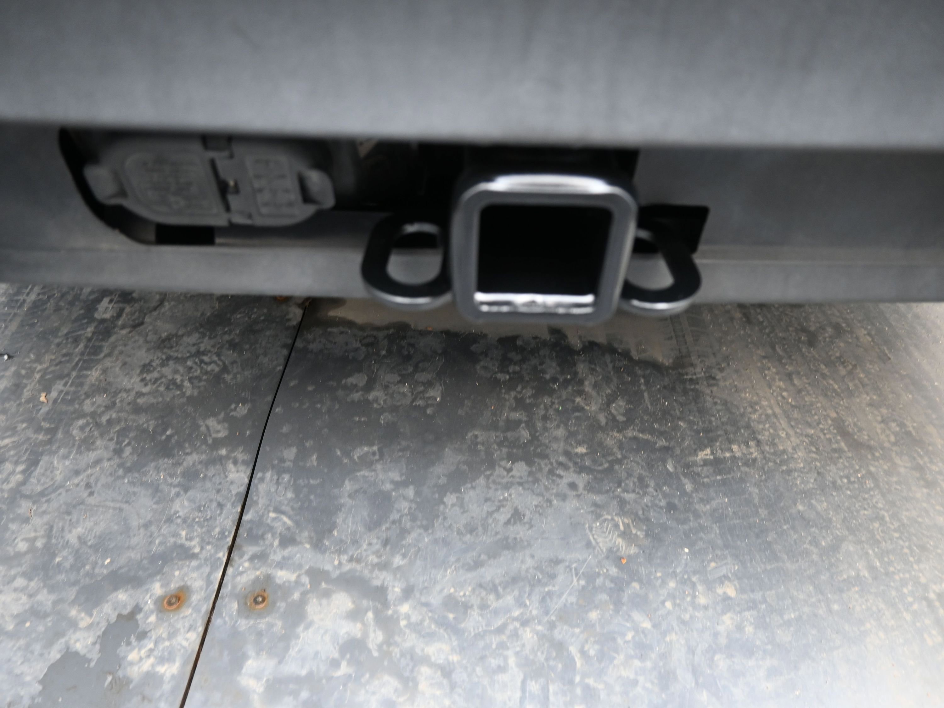 Used 2020 Ford Explorer XLT w/ Class III Trailer Tow Package image 14