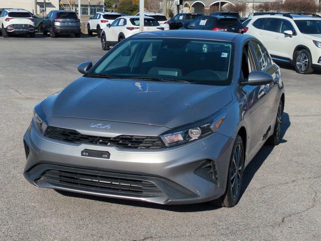 Used 2024 Kia Forte LXS image 7