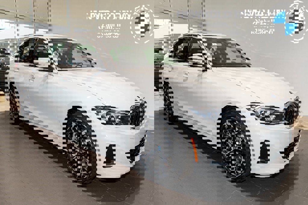 New 2025 BMW 330i xDrive Sedan w/ Convenience Package