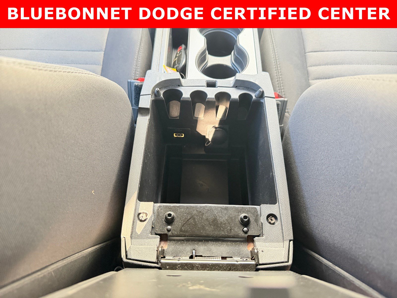 Used 2013 Dodge Challenger R/T RWD image 20