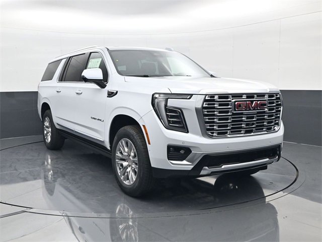 New 2026 GMC Yukon XL Denali image 3