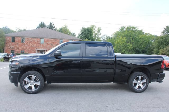 Used 2026 RAM 1500 Express AWD/4WD image 5