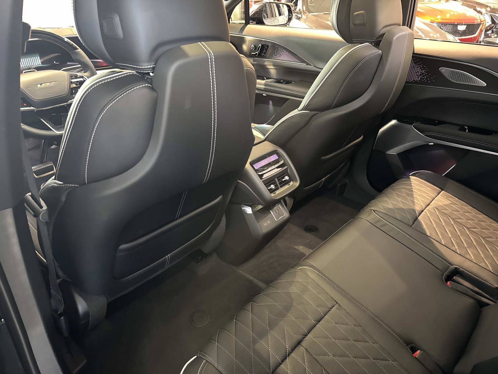 New 2026 Cadillac Lyriq V w/ LPO, Floor Liner Package AWD/4WD image 10
