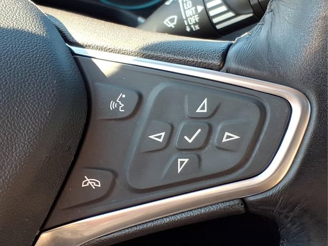 Used 2018 Chevrolet Equinox LT FWD image 27