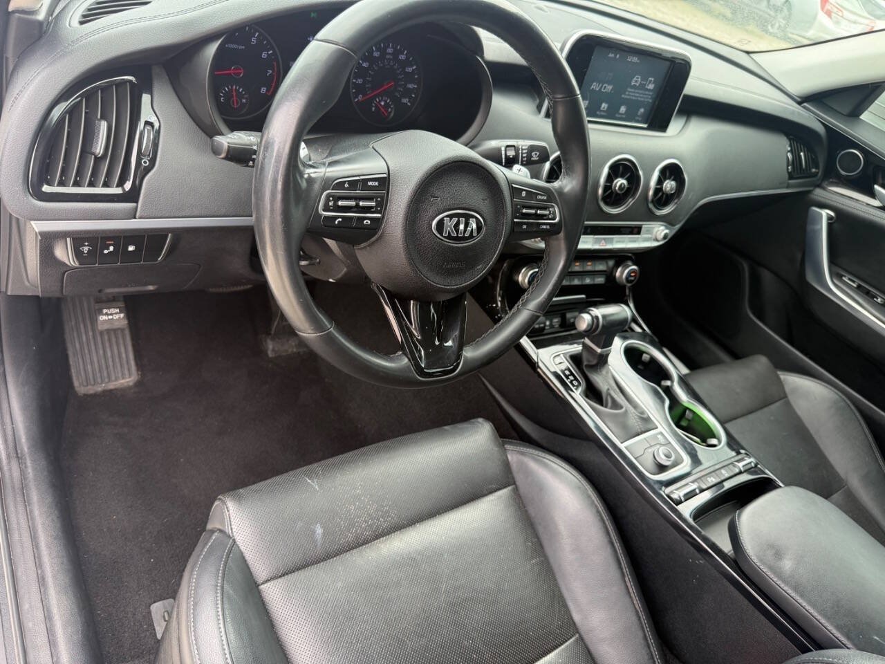 Used 2019 Kia Stinger RWD image 16