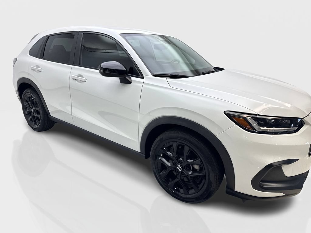 Used 2023 Honda HR-V Sport image 11