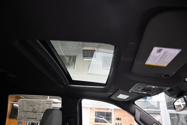 New 2026 GMC Sierra 1500 SLT w/ SLT Premium Plus Package image 22