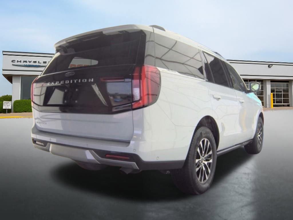 Used 2025 Ford Expedition Platinum AWD/4WD image 5