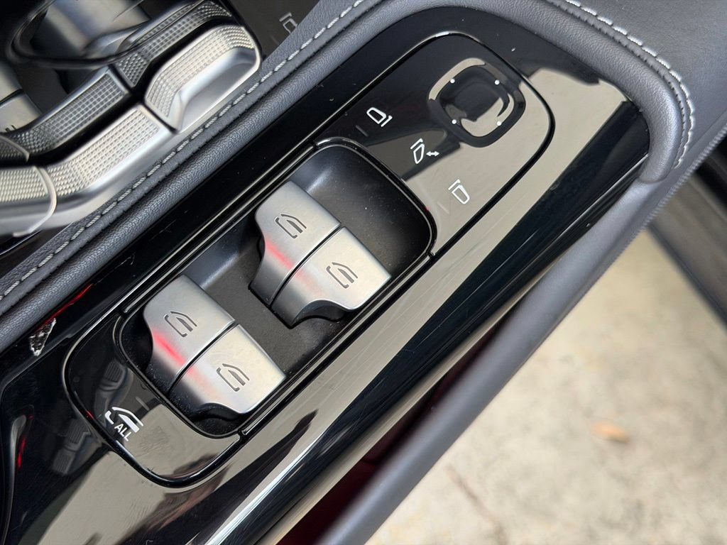 Used 2025 Mercedes-Benz SL 43 AMG image 42