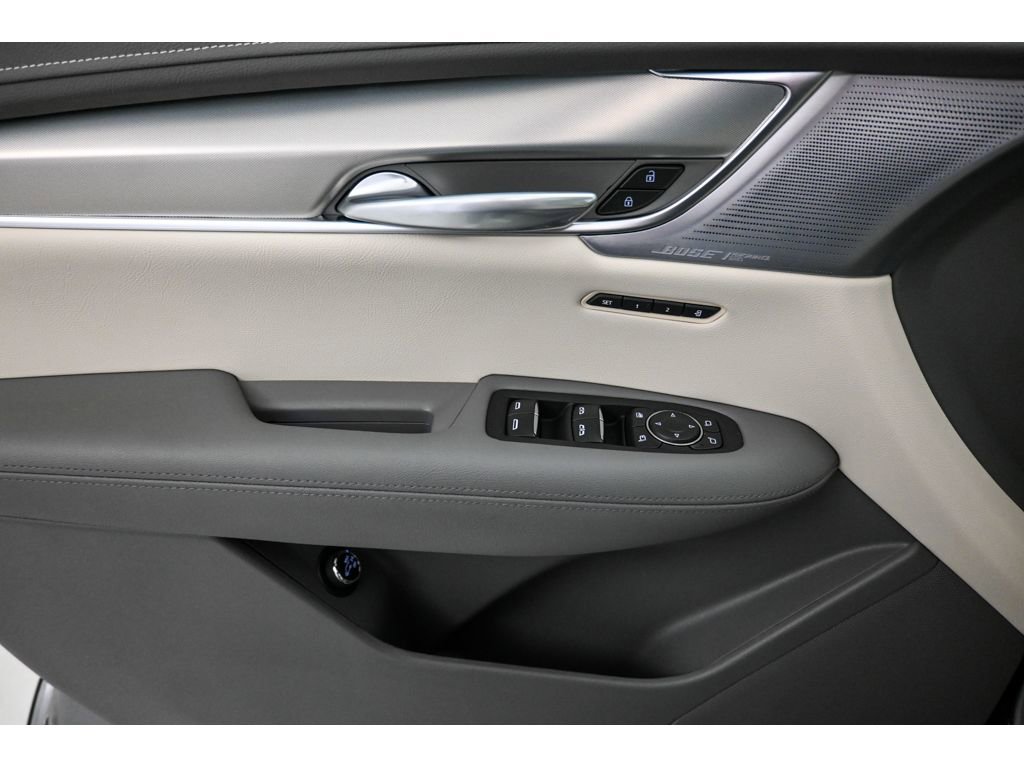 Used 2024 Cadillac XT5 Premium Luxury FWD image 29