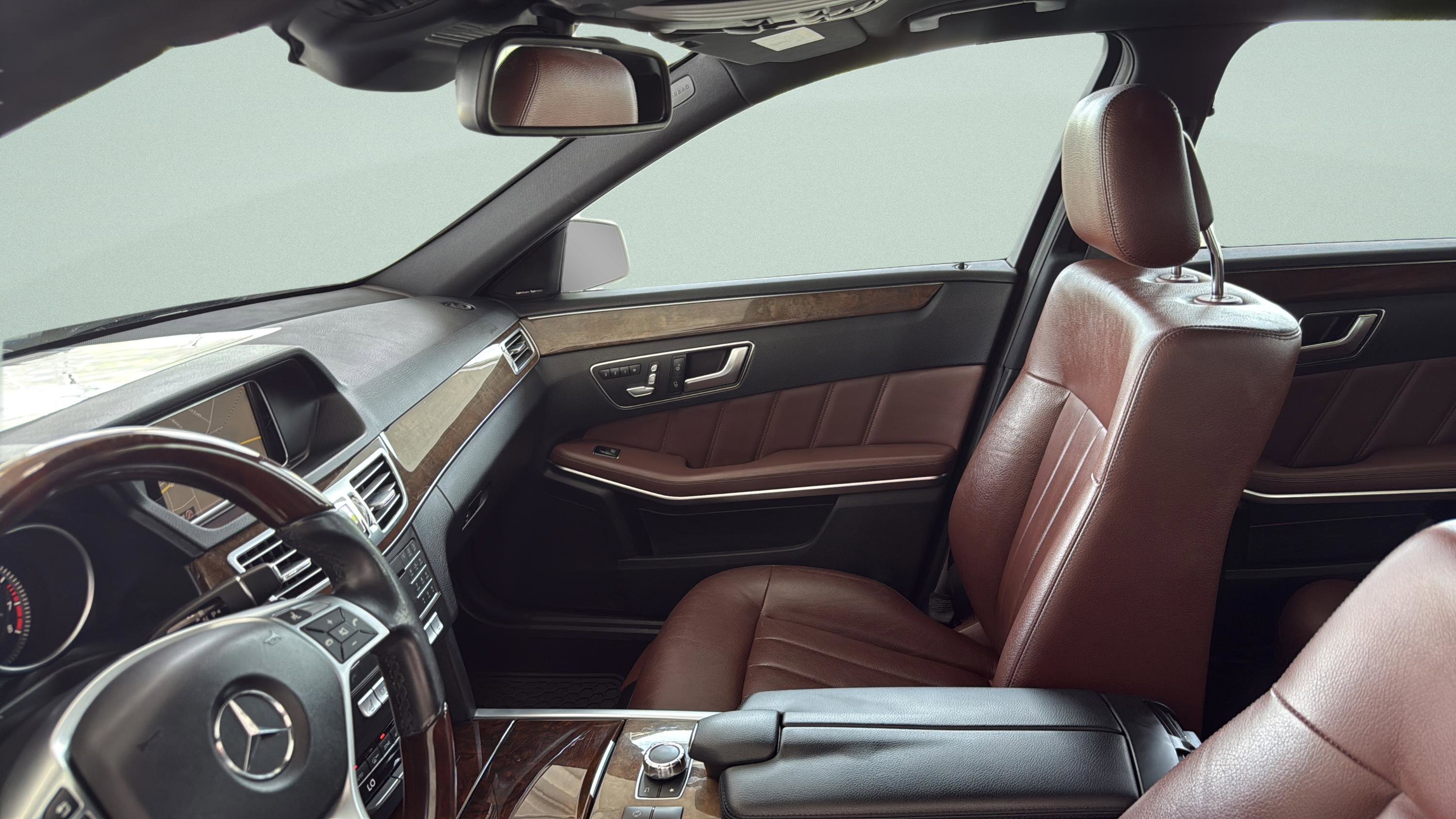 Used 2016 Mercedes-Benz E 350 Sedan image 20