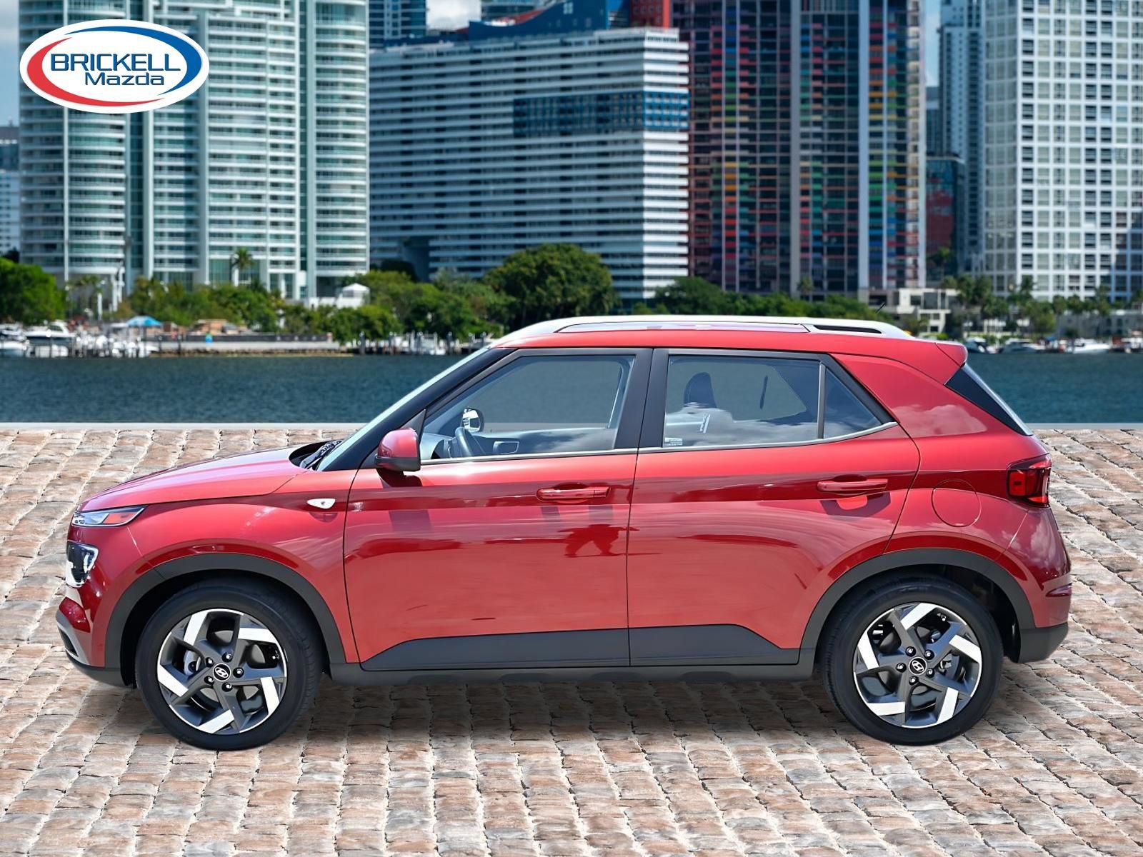 Used 2023 Hyundai Venue SEL FWD image 11