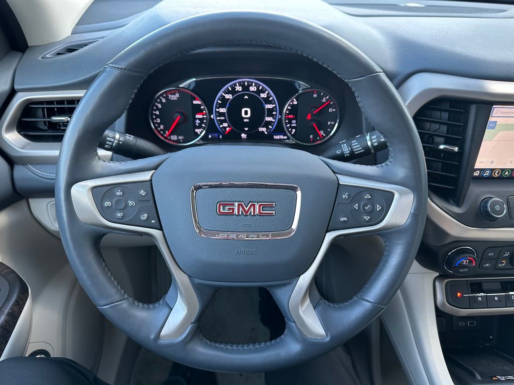 Used 2022 GMC Acadia Denali w/ Denali Ultimate Package image 2