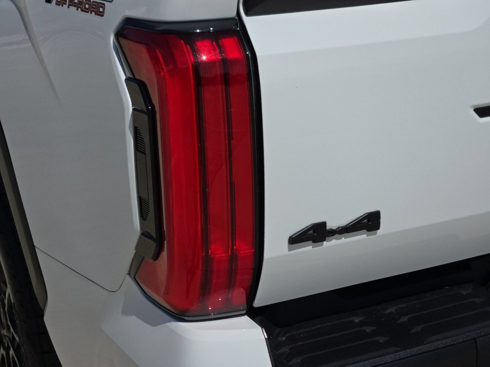 Used 2023 Toyota Tundra SR5 w/ SR5 Convenience Package AWD/4WD image 25