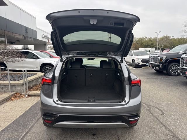 Used 2022 Buick Envision Essence w/ Sport Touring Package image 26