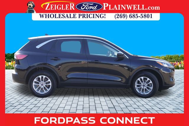 Used 2021 Ford Escape SE image 6
