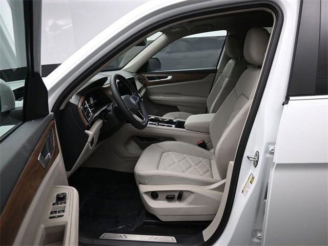 New 2026 Volkswagen Atlas SE image 9