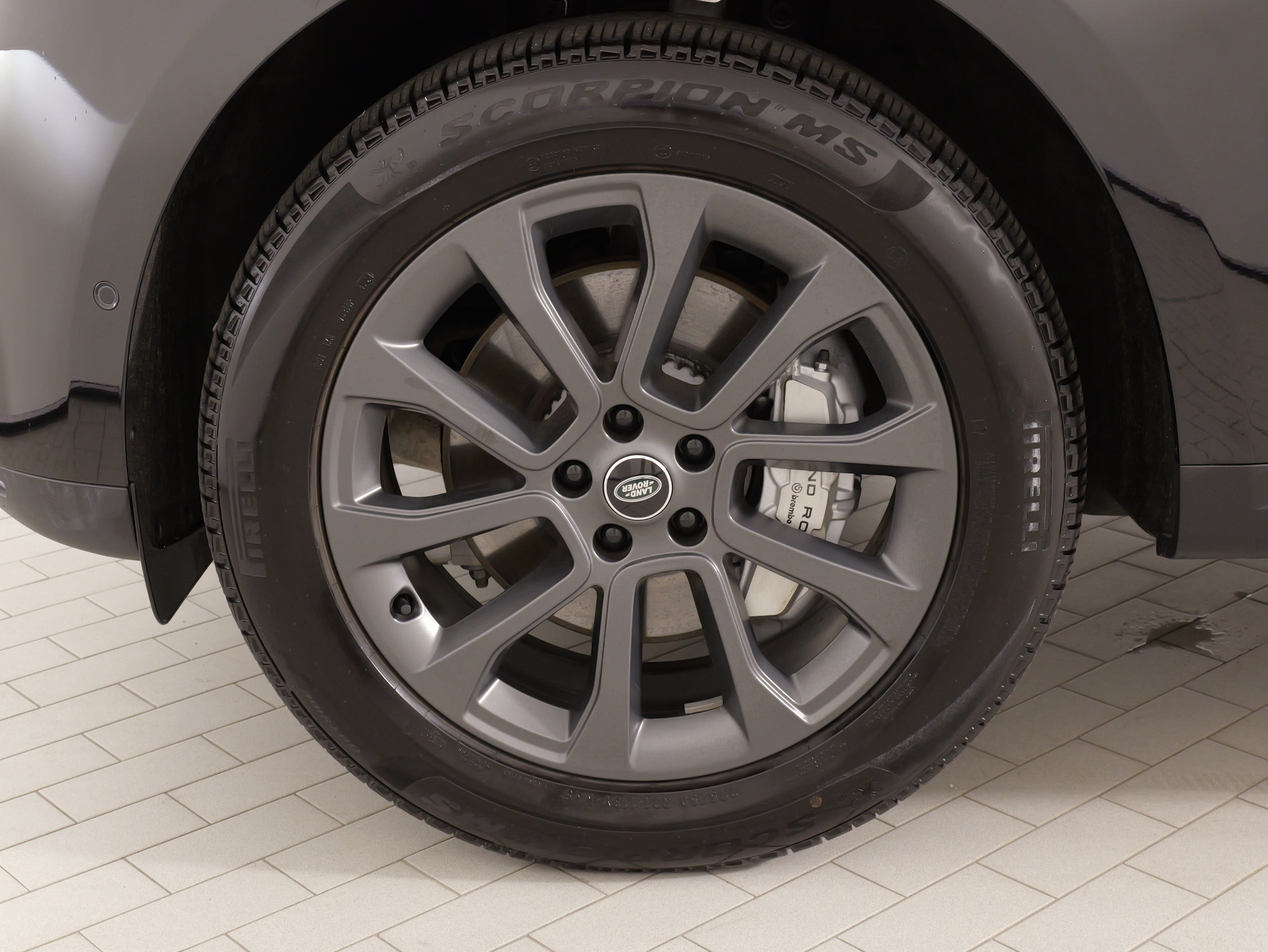 Used 2025 Land Rover Range Rover Sport AWD/4WD image 58