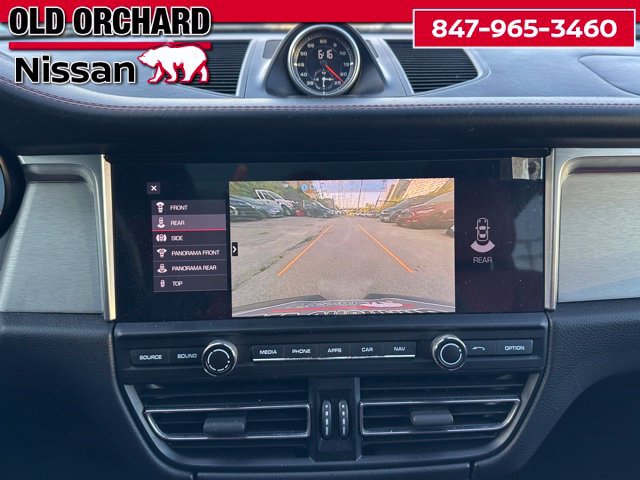 Used 2020 Porsche Macan Turbo AWD/4WD image 18