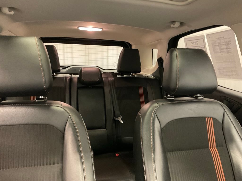 Used 2018 Ford EcoSport SES w/ SES Cold Weather Package AWD/4WD image 32